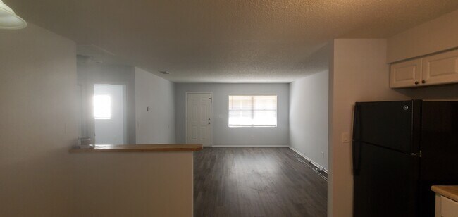 Building Photo - 1066 Indiana Ave