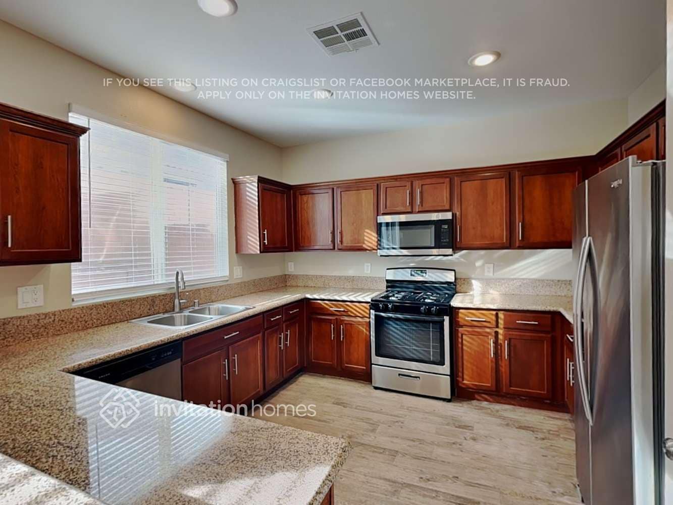 Building Photo - 9137 Horizon Mist Ave