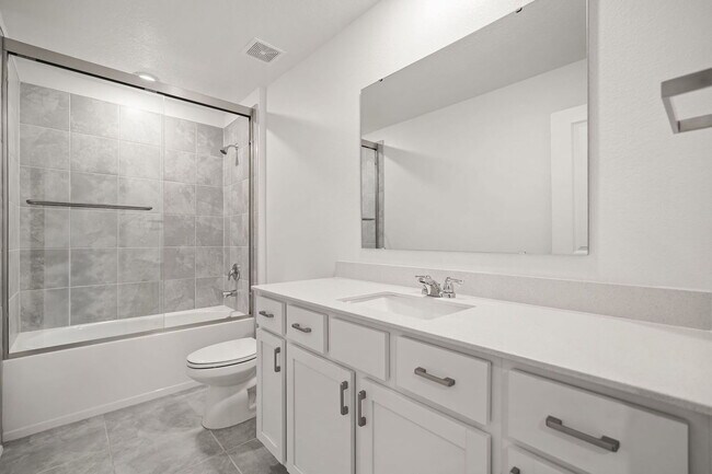 Building Photo - 4981 Worchester Dr