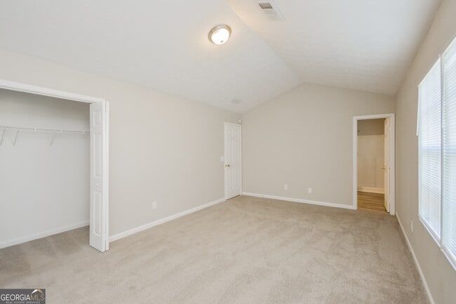 Building Photo - 85 Creek Bottom Dr