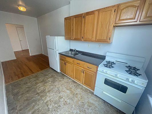 Primary Photo - 1 bedroom in BRONX NY 10457