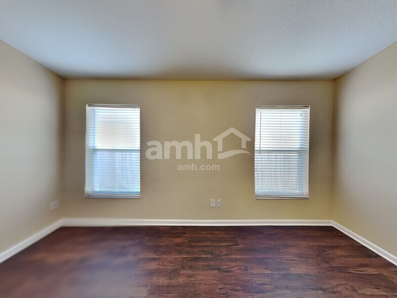 Building Photo - 10407 Paragon Pl