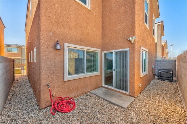Building Photo - 4134 N San Cuervo Way