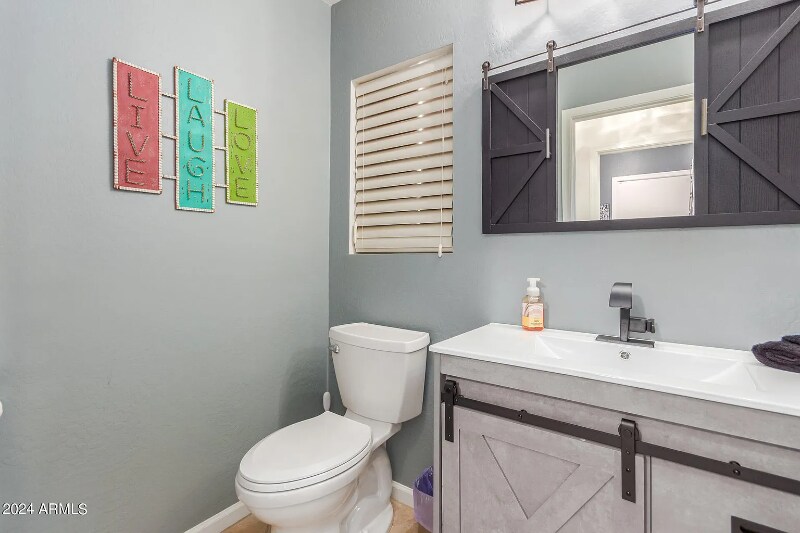 Building Photo - 15755 W Redfield Rd