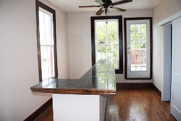 Building Photo - 2 Blocks from the Seawall - East End -2200...