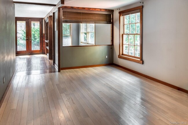 Building Photo - 235 Piermont Ave