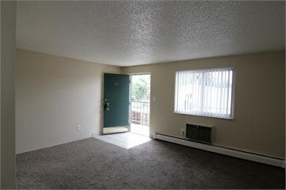 Building Photo - 3048 W Amherst Ave