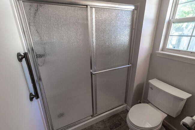 Building Photo - 1404 Jean Rae Dr