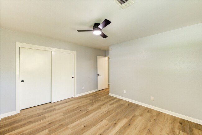 Building Photo - 3402 Gannett St