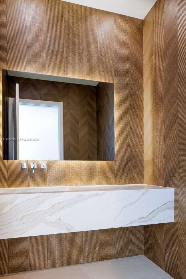 Building Photo - 1830 NE 193rd St