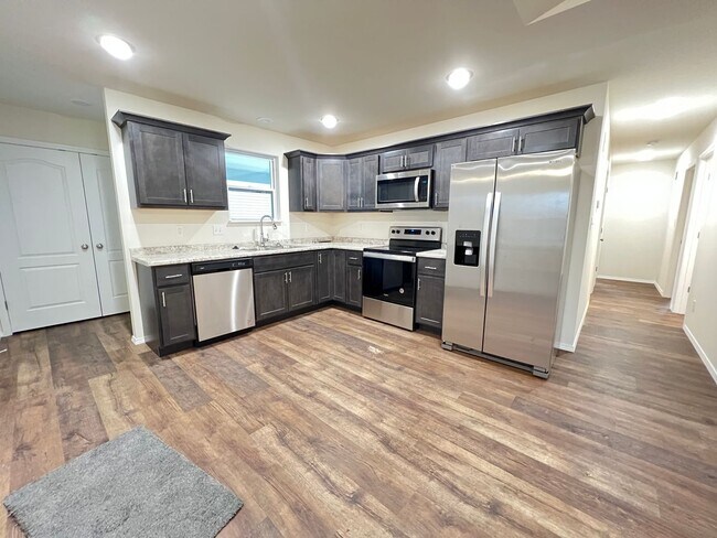 Building Photo - NEW CONSTRUCTION!