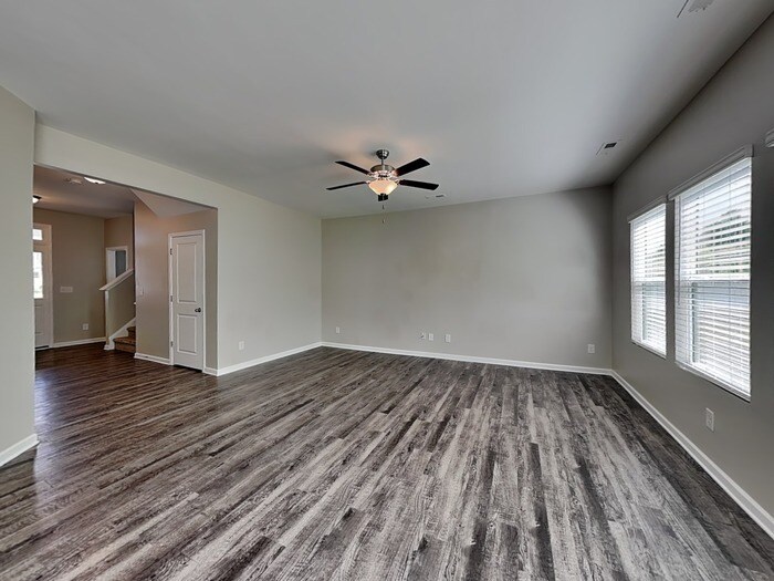 Building Photo - 5729 Camp Ct