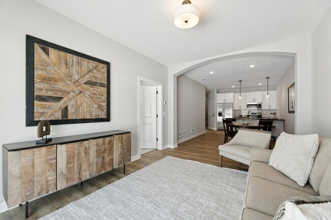 Building Photo - 13153 Berrywood Dr