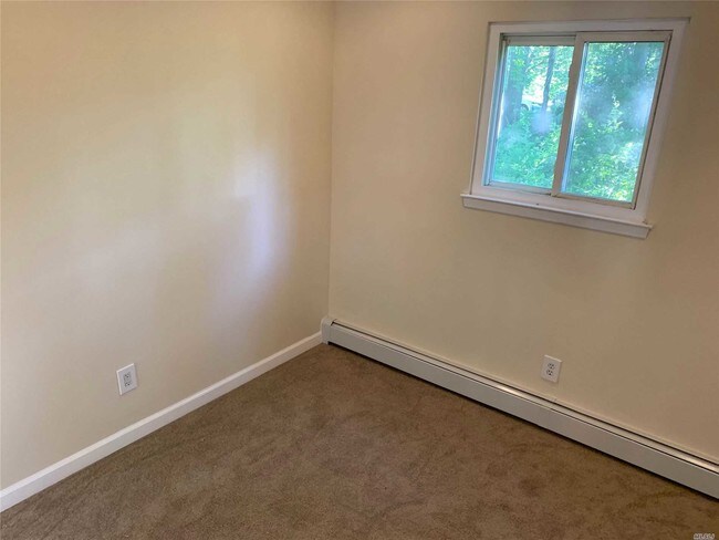 Building Photo - 177 Mastic Blvd