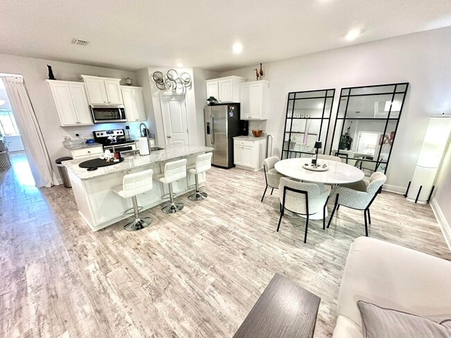 Building Photo - 191 Southern Pnes Rd