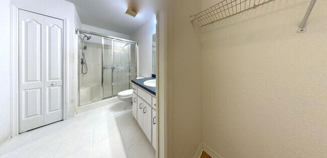 Building Photo - 3616 Spinner Ave