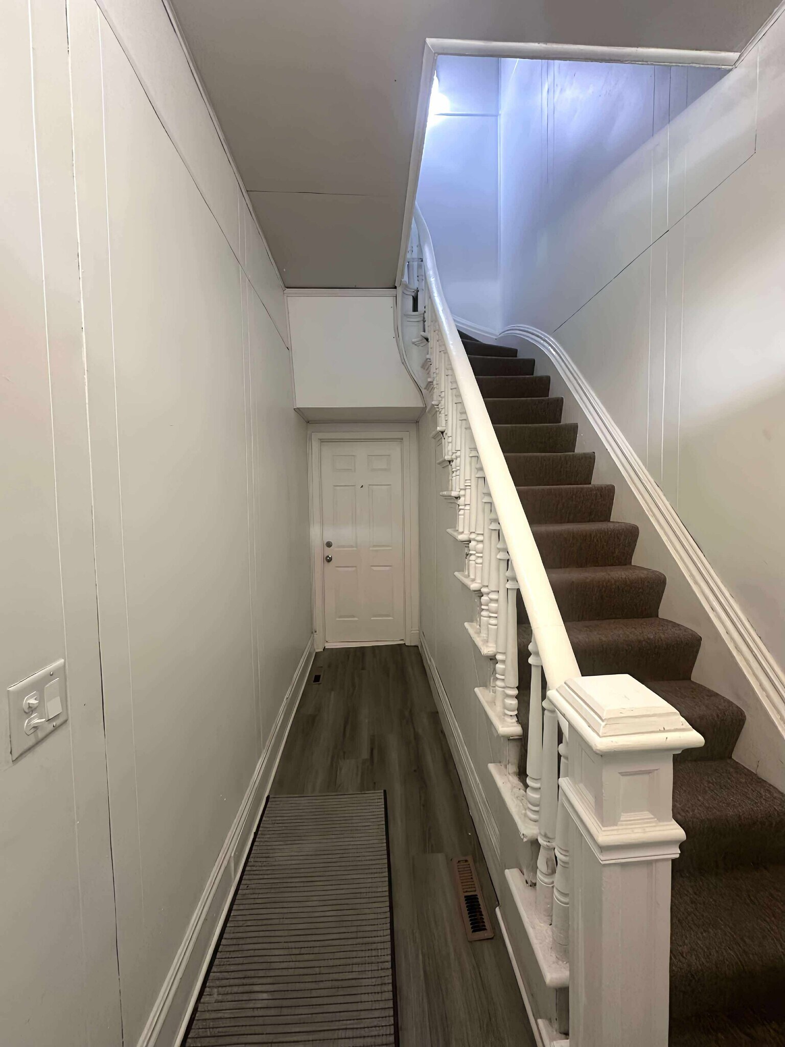 Building Photo - 360 Maria Ave