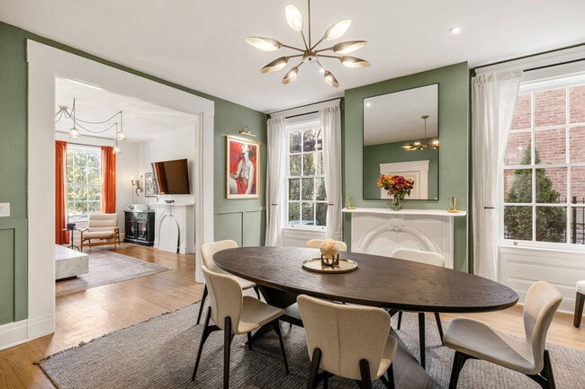 Building Photo - 1326 Broadway