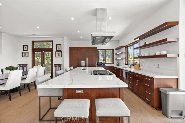 Building Photo - 2907 Cliff Dr