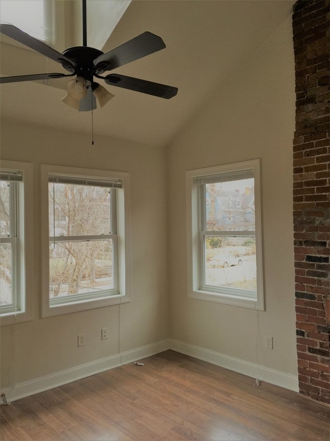 Building Photo - 6370 Morrowfield Ave