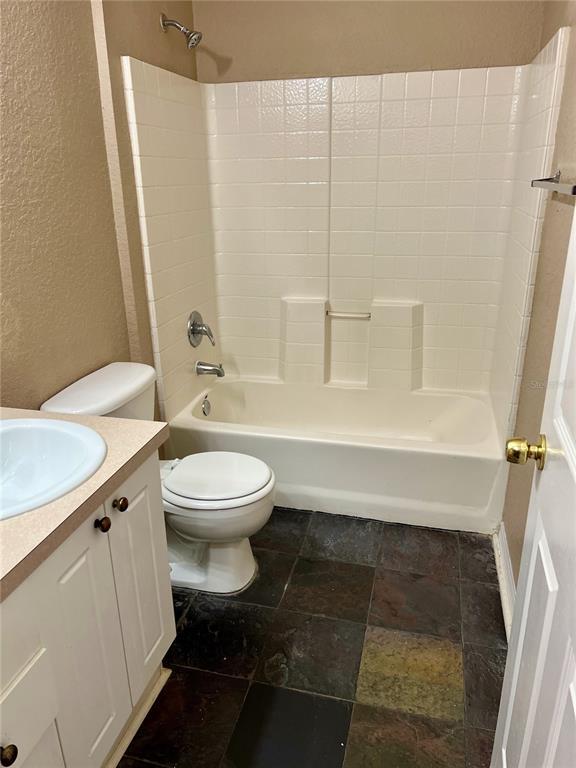 Building Photo - 835 Grand Regency Pointe