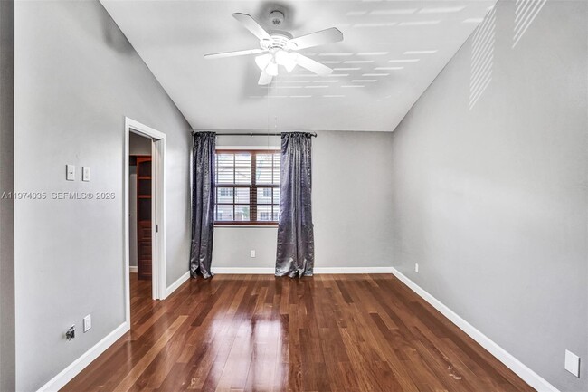 Building Photo - 2901 Dorchester Ln