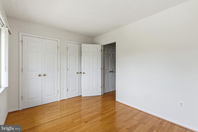 Building Photo - 18315 Leman Lake Dr