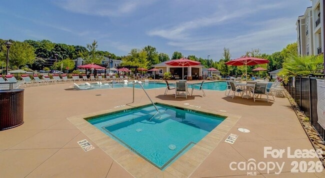 Building Photo - 16408 Holly Crest Ln