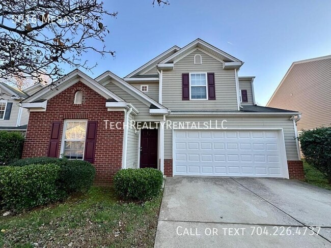 Building Photo - 5016 Mesa Ct