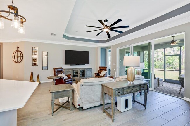 Building Photo - 12584 Wellen Golf St