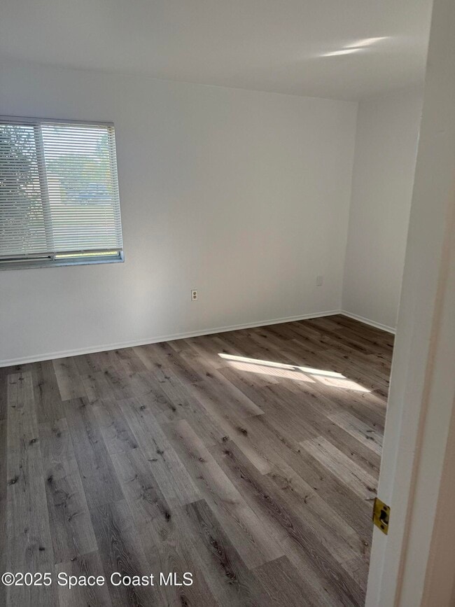 Building Photo - 298 Capron Rd