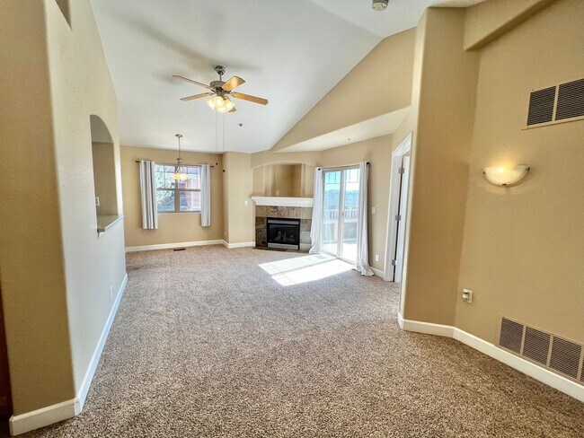 Building Photo - 4101 Crittenton Ln