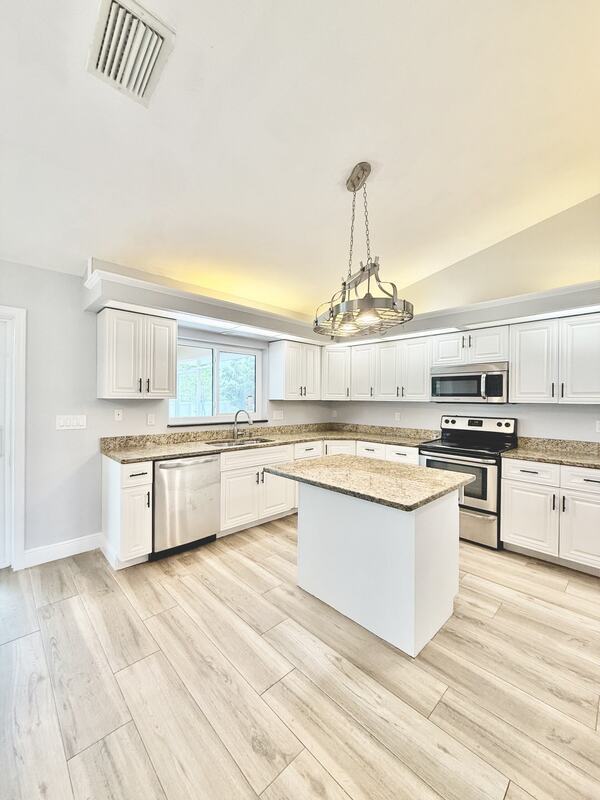 Building Photo - 22148 Lockport Ave