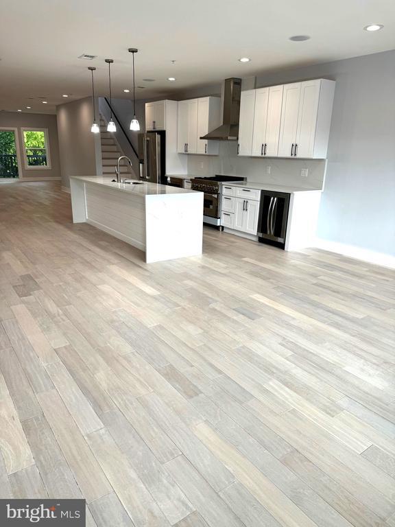 Building Photo - 1835 Providence St NE