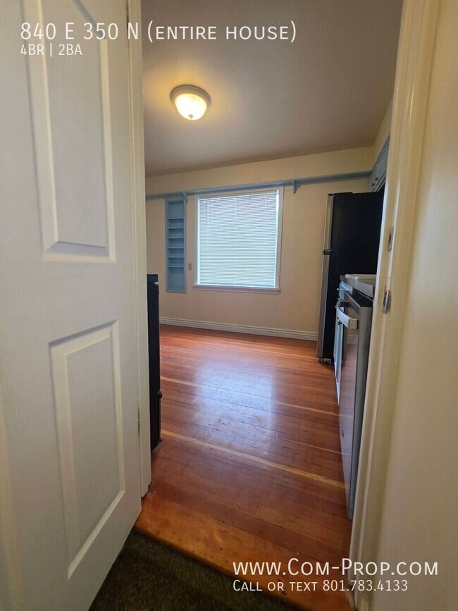 Building Photo - 840 E 350 N