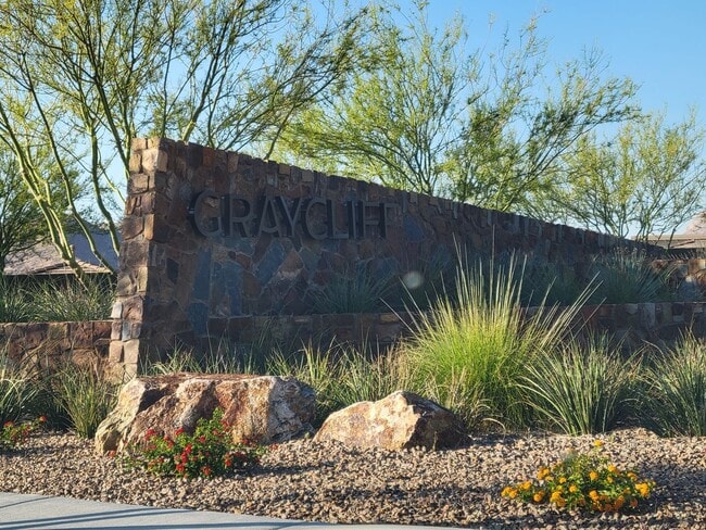 Building Photo - Breathtaking Strip Views Brand New Model in Summerlin 4bed 3.5bath