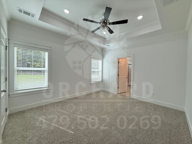 Building Photo - Bella Vista Single-Family Home- 3 Bed/ 2 B...