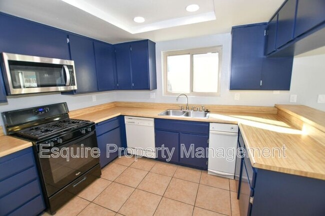 Building Photo - 3151 Kelp Ln