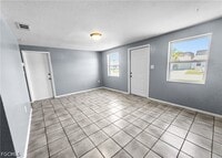 Building Photo - 6617 Warwick Cir