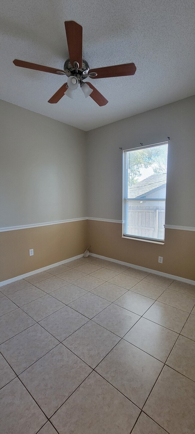 Building Photo - 2519 Tansboro Dr