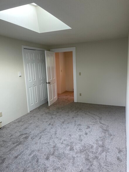 Bedroom 1 - 12 Mount Vernon St