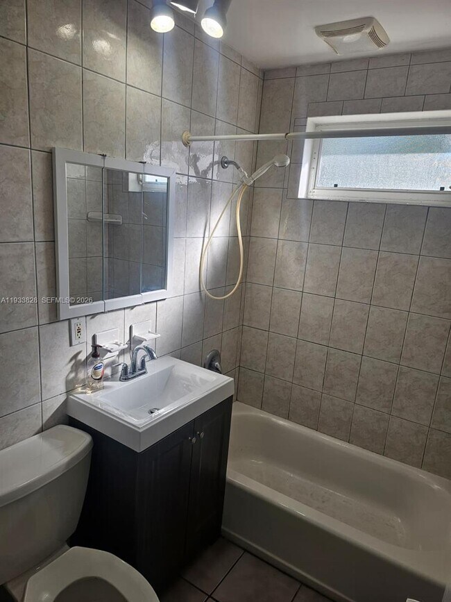 Building Photo - 9360 SW 168th St