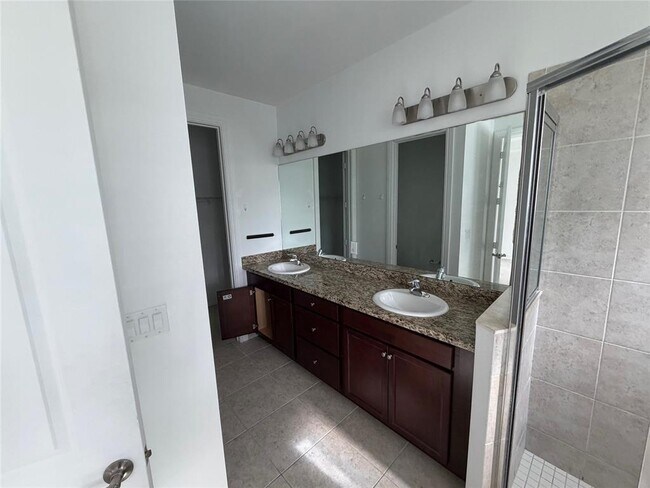 Building Photo - 11330 SW 16th St