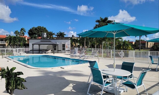 Building Photo - 4804 NW 79th Ave