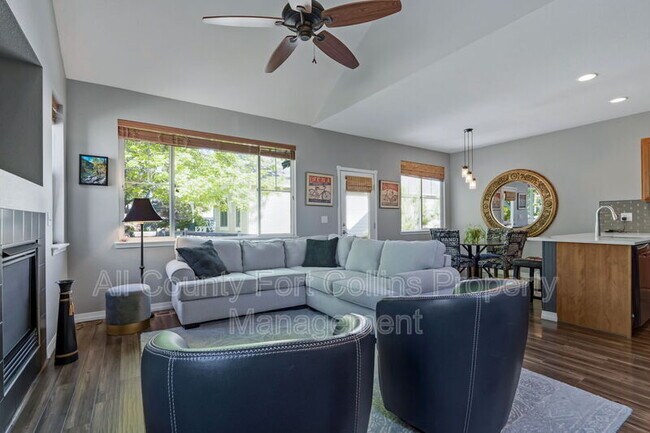 Building Photo - 2333 Windrow Dr