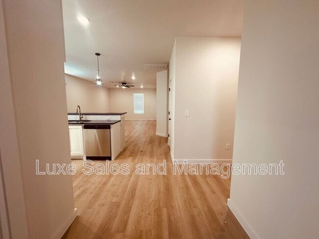 Building Photo - 8229 NW 163rd Ter