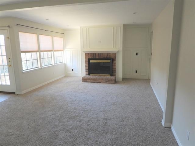 Building Photo - 4090 Windhaven Ln