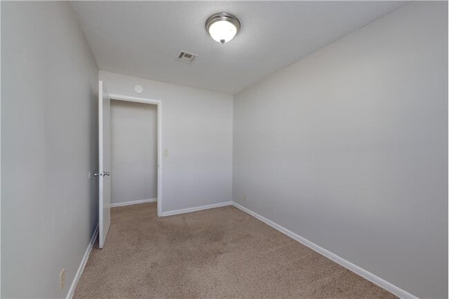 Building Photo - 1916 S Hiram St