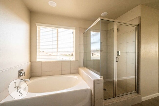 Building Photo - Brand New Clovis Home, 4BR/3BA, With Solar...