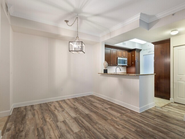 Building Photo - 1660 Renaissance Commons Blvd